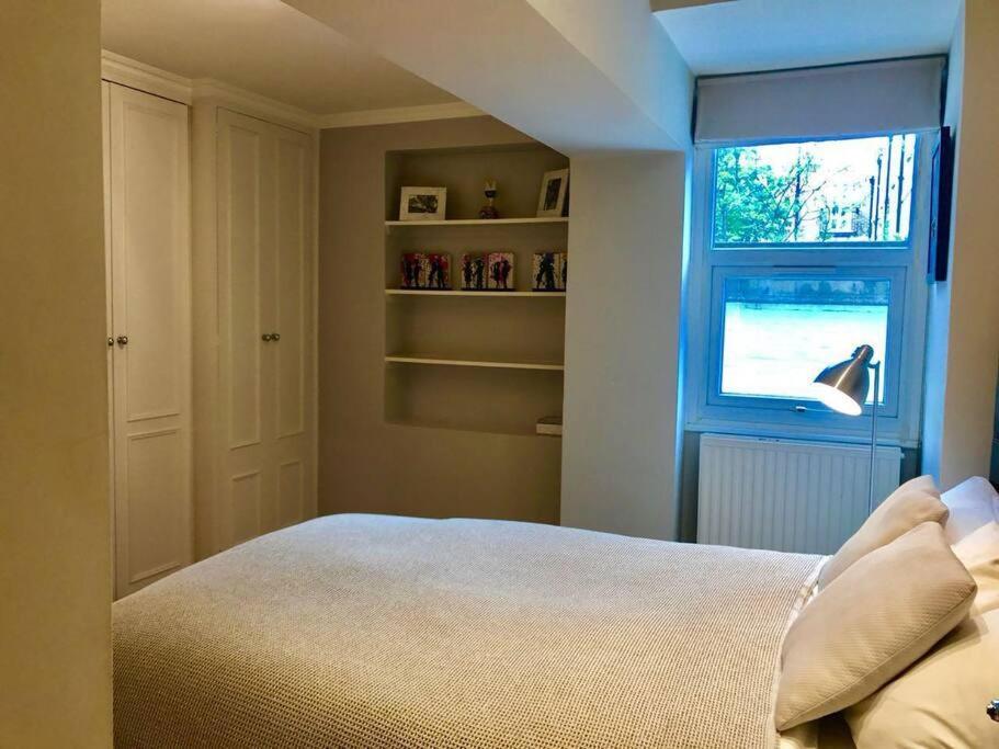 Apartament Stunning 2 Bed/2Bath Flat In Heart Of Kensington Londyn Zewnętrze zdjęcie