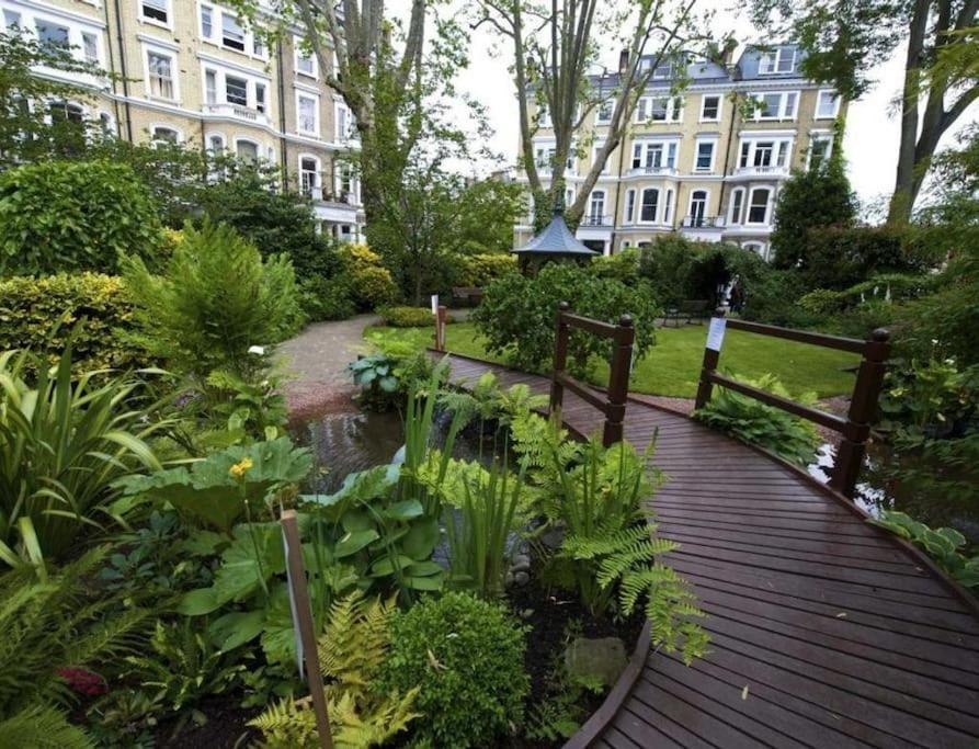 Apartament Stunning 2 Bed/2Bath Flat In Heart Of Kensington Londyn Zewnętrze zdjęcie