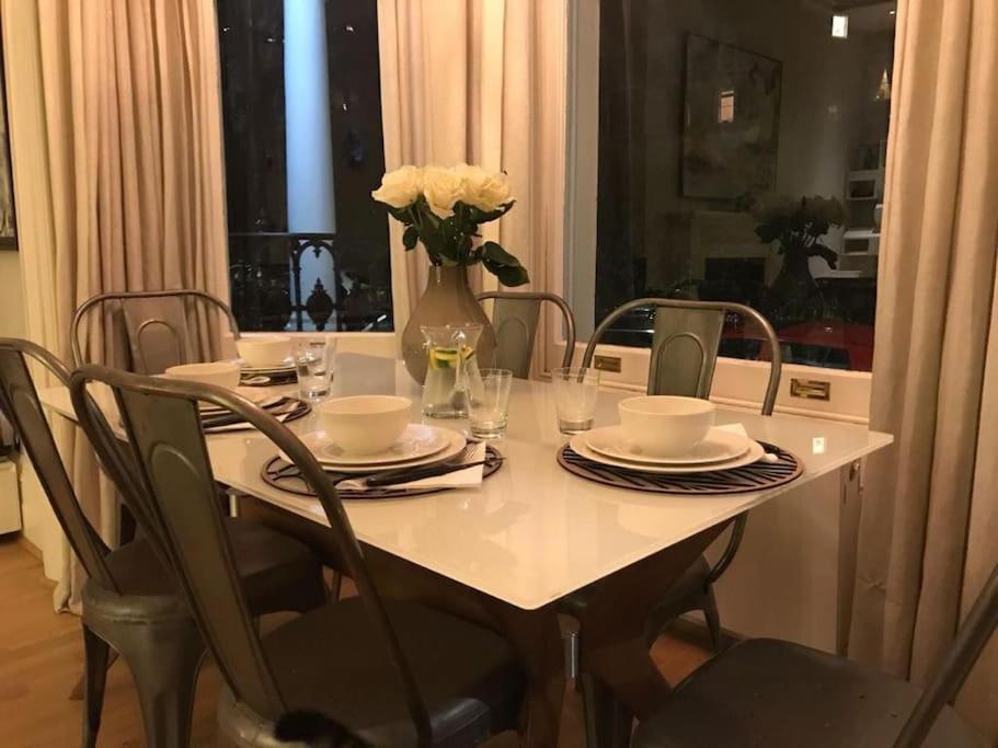 Apartament Stunning 2 Bed/2Bath Flat In Heart Of Kensington Londyn Zewnętrze zdjęcie